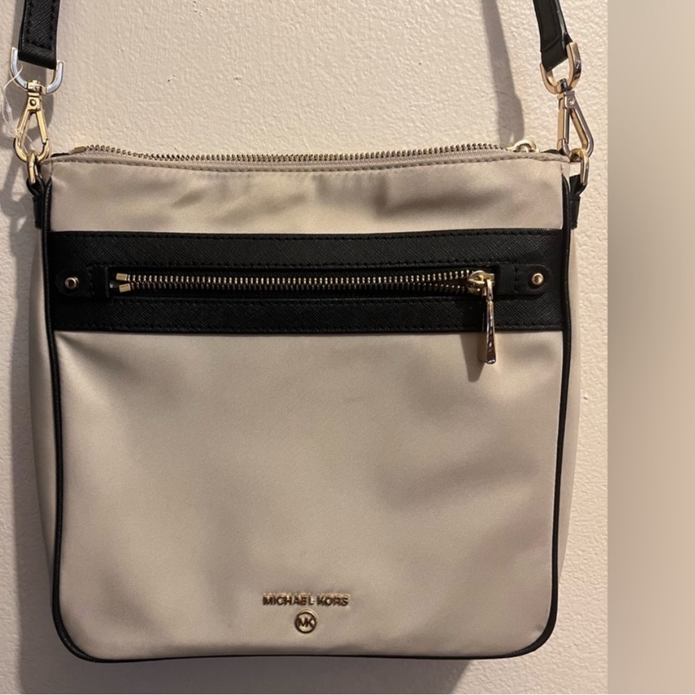 Michael Kors Connie north south large Crossbody bag nylon - Picture 7 of 14